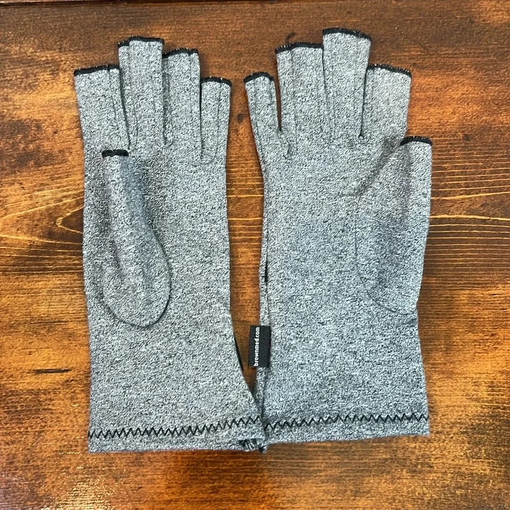 IMAK Compression Arthritis Gloves - Compression Gloves for Arthritis & Joints - Picture 2 of 5